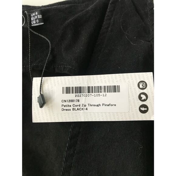 NWT Boohoo Zip Through Pinafore Dress Black Size 4P - Picture 9 of 10